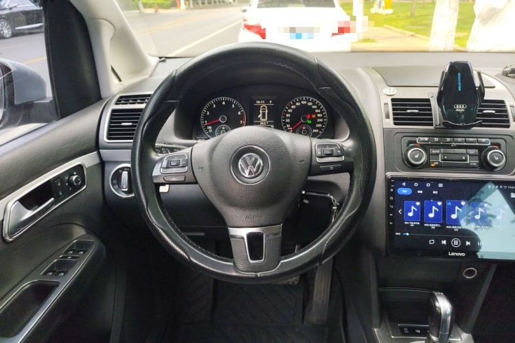 Used Volkswagen Touran 2013 1.4T DSG Smart Edition 5-seater Steering Wheel