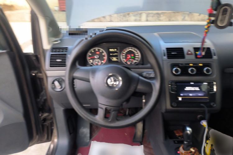 Used Volkswagen Touran 2013 1.4T DSG Comfort Edition 5-Seater Steering Wheel