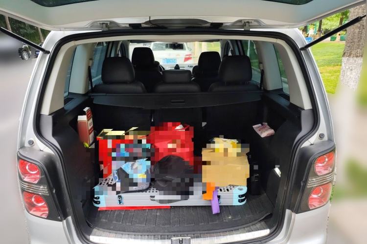 Used Volkswagen Touran 2013 1.4T DSG Smart Edition 5-seater Trunk