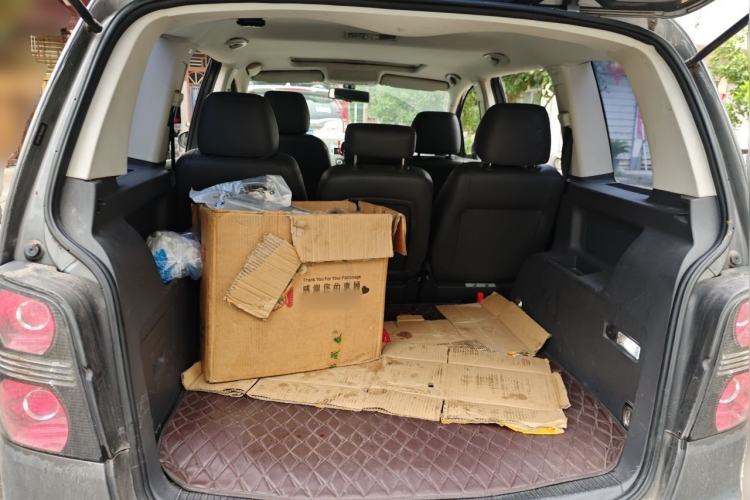 Used Volkswagen Touran 2013 1.4T Manual Comfort Edition 5-Seater Trunk