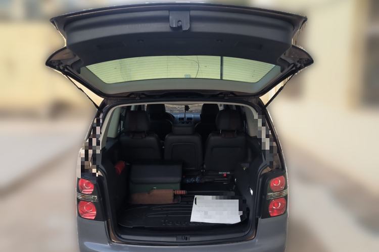 Used Volkswagen Touran 2013 1.4T DSG Comfort Edition 5-Seater Trunk