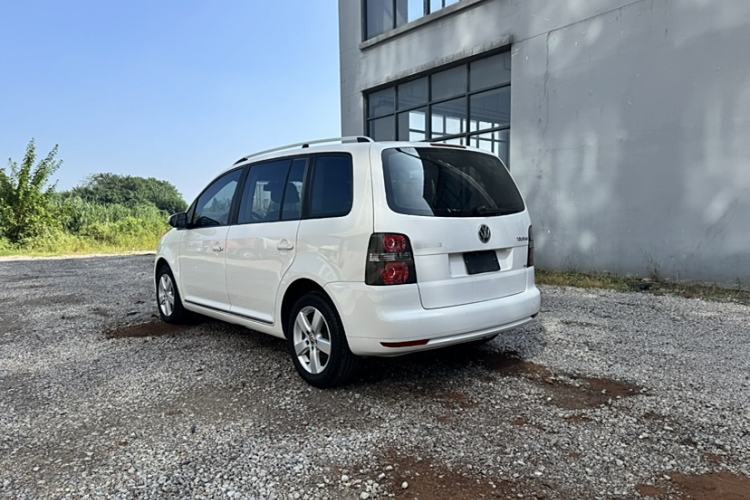 Used Volkswagen Touran 2013 1.4T DSG Comfort Edition 5-Seater Exterior 3