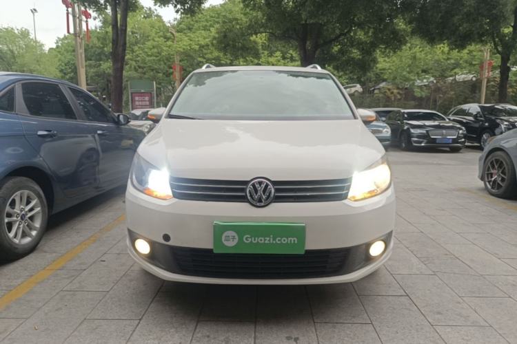 Used Volkswagen Touran 2013 1.4T Manual Fashion Edition 5 Seats Front