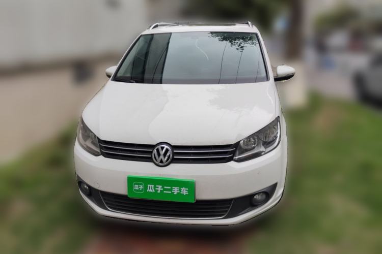 Used Volkswagen Touran 2013 1.4T Manual Comfort Edition 5-Seater Front