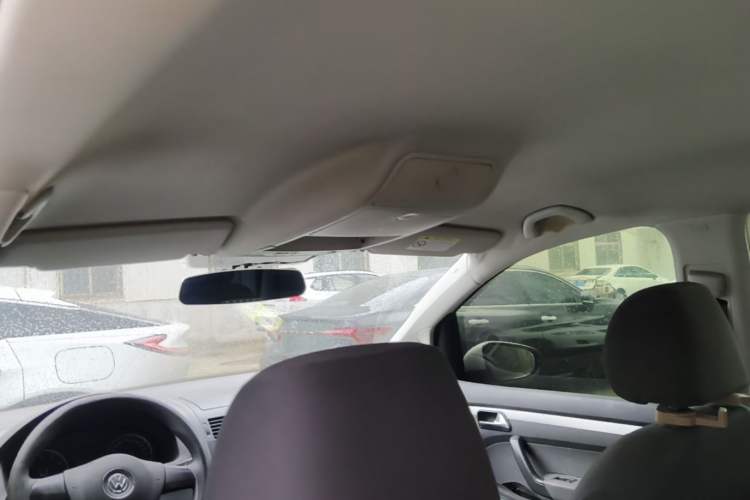 Used Volkswagen Touran 2013 1.4T Manual Fashion Edition 5 Seats Headliner