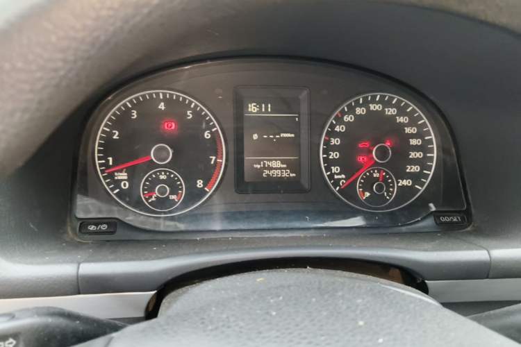 Used Volkswagen Touran 2013 1.4T Manual Fashion Edition 5 Seats Instrument Cluster