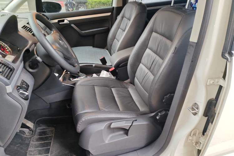 Used Volkswagen Touran 2013 1.4T DSG Comfort Edition 5-Seater Left Front Seat