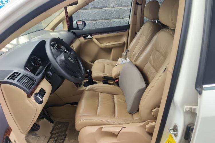 Used Volkswagen Touran 2013 1.4T Manual Comfort Edition 5-Seater Left Front Seat