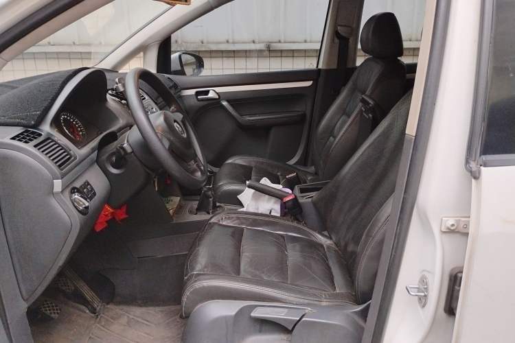 Used Volkswagen Touran 2013 1.4T Manual Comfort Edition 5-Seater Left Front Seat