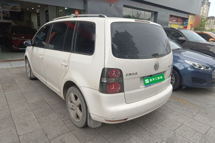 Used Volkswagen Touran 2013 1.4T Manual Fashion Edition 5 Seats Rear Left 45 Deg