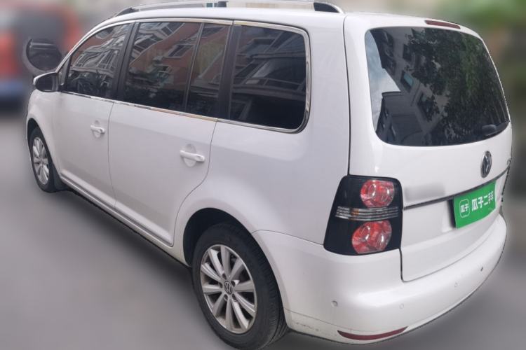 Used Volkswagen Touran 2013 1.4T DSG Crystal Edition 5-Seater Rear Left 45 Deg