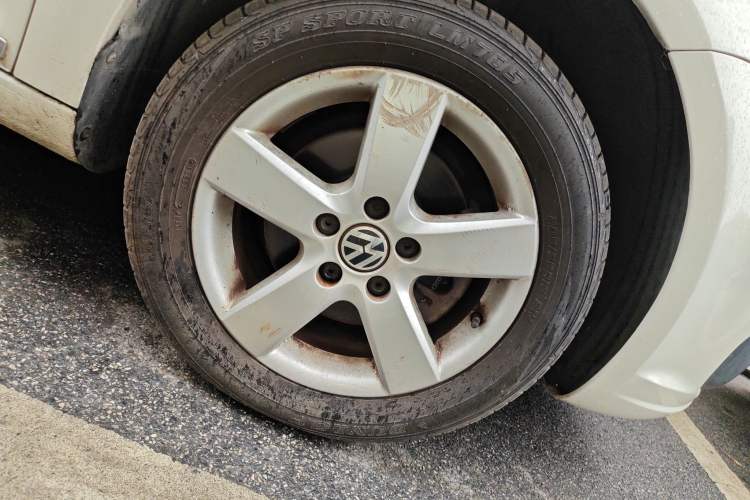 Used Volkswagen Touran 2013 1.4T DSG Comfort Edition 5-Seater Right Front Wheel Hub