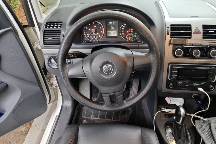 Used Volkswagen Touran 2013 1.4T DSG Comfort Edition 5-Seater Steering Wheel