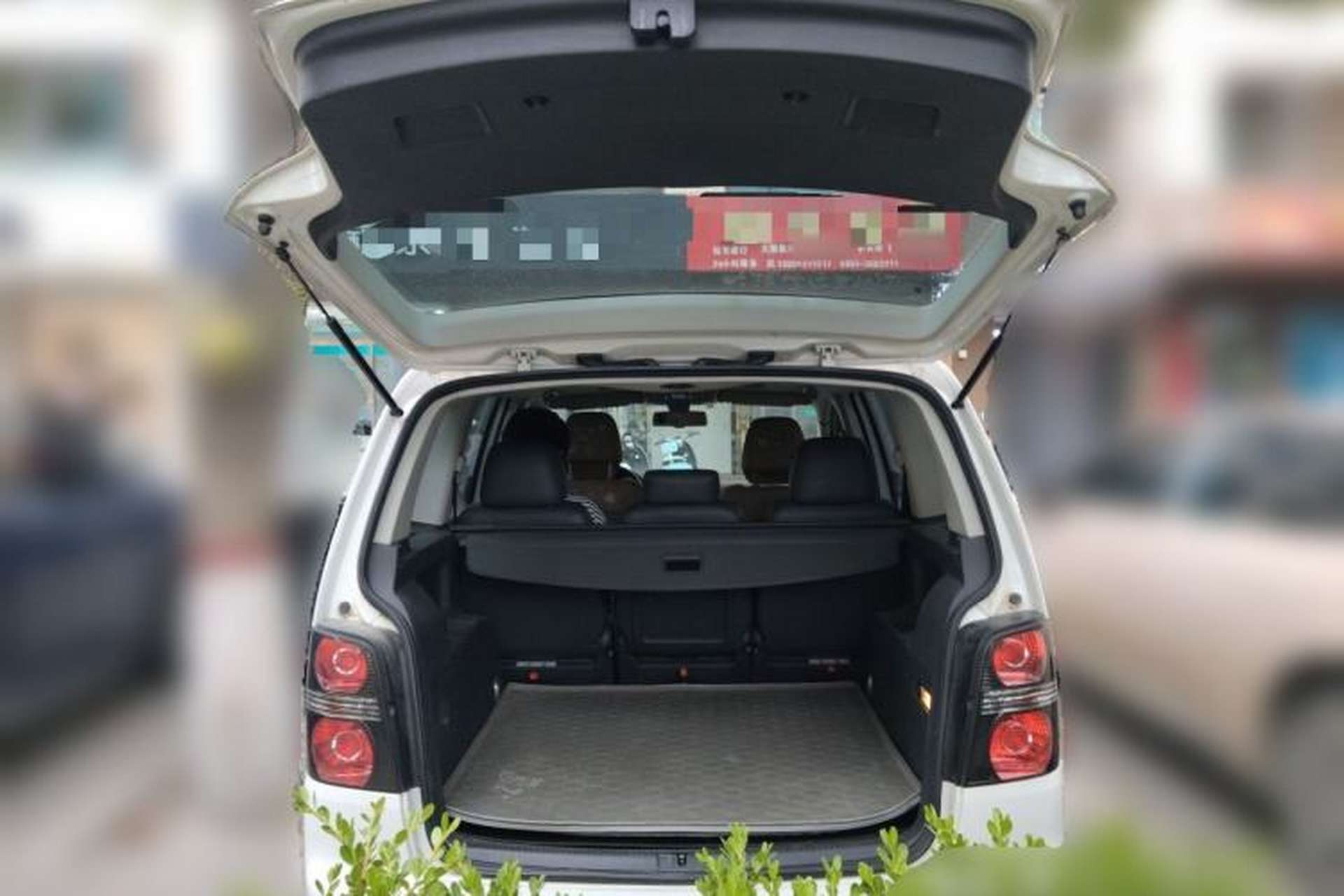 Used Volkswagen Touran 2013 1.4T DSG Comfort Edition 5-Seater Trunk