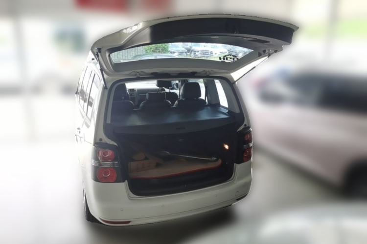 Used Volkswagen Touran 2013 1.4T DSG Comfort Edition 5-Seater Trunk