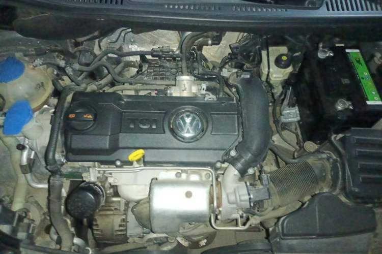 Used Volkswagen Touran 2014 1.4T DSG 30th Anniversary Edition Engine Bay