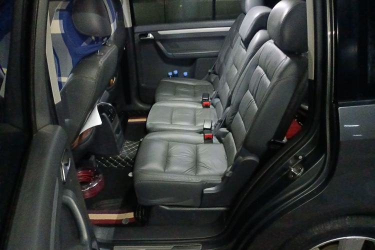Used Volkswagen Touran 2014 1.4T DSG 30th Anniversary Edition Left Rear Seat