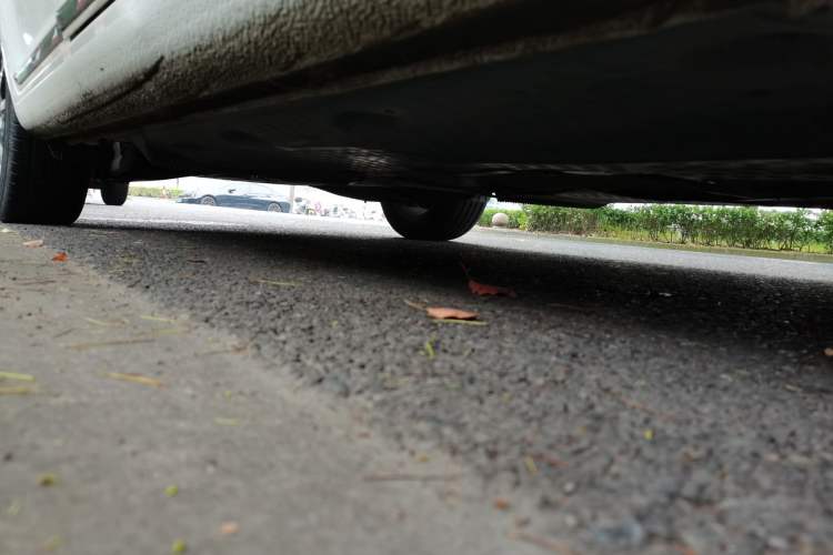 Used Volkswagen Touran 2014 1.4T DSG 30th Anniversary Edition Chassis Front Right