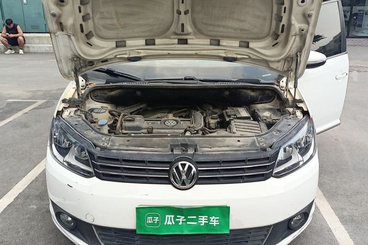 Used Volkswagen Touran 2014 1.4T DSG 30th Anniversary Edition Engine Bay