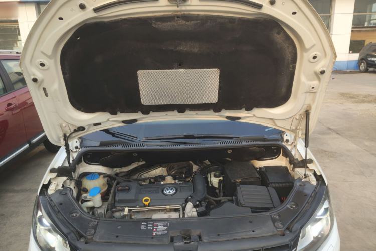 Used Volkswagen Touran 2014 1.4T DSG 30th Anniversary Edition Engine Bay