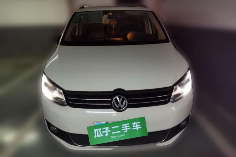 Used Volkswagen Touran 2014 1.4T DSG 30th Anniversary Edition Front