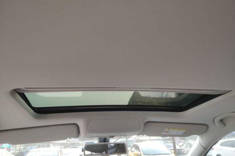 Used Volkswagen Touran 2014 1.4T DSG 30th Anniversary Edition Headliner