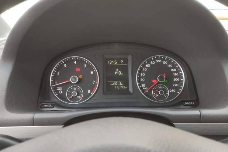 Used Volkswagen Touran 2014 1.4T DSG 30th Anniversary Edition Instrument Cluster