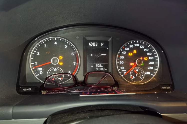 Used Volkswagen Touran 2014 1.4T DSG 30th Anniversary Edition Instrument Cluster