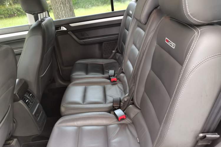 Used Volkswagen Touran 2014 1.4T DSG 30th Anniversary Edition Left Rear Seat