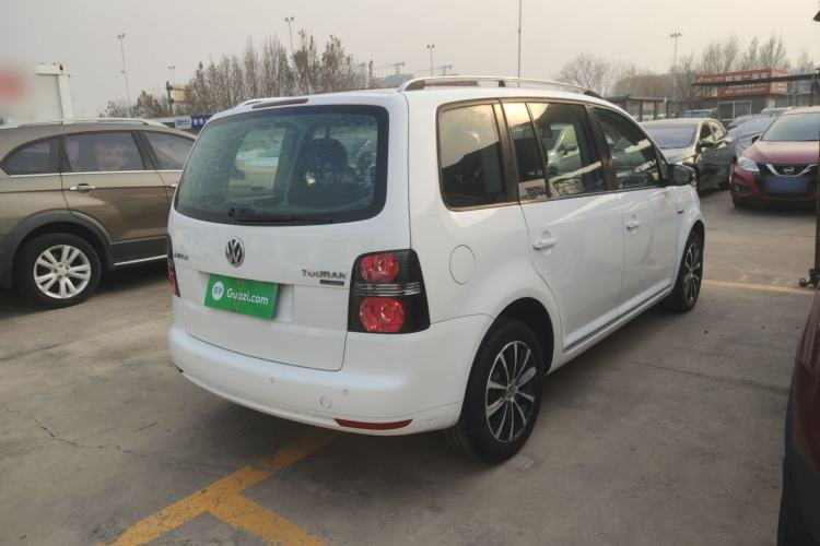 Used Volkswagen Touran 2014 1.4T DSG 30th Anniversary Edition Rear Right 45 Deg