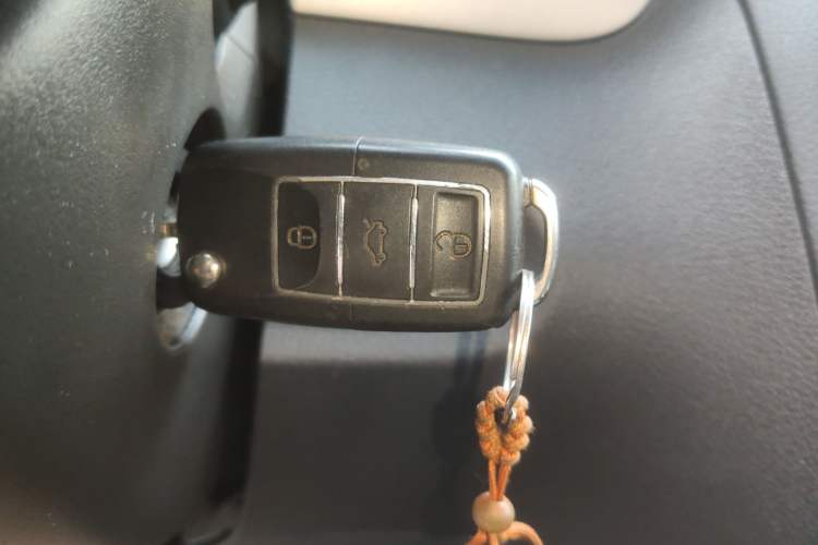 Used Volkswagen Touran 2014 1.4T DSG 30th Anniversary Edition Vehicle Key