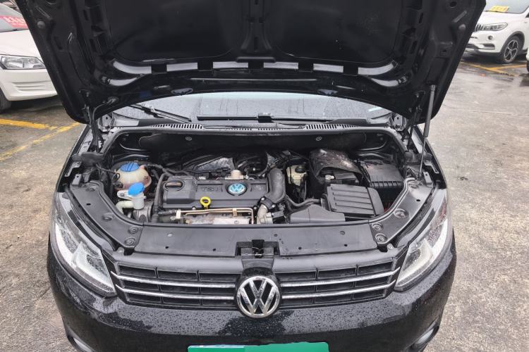 Used Volkswagen Touran 2015 1.4T DSG Comfort Edition 5 Seats Engine Bay