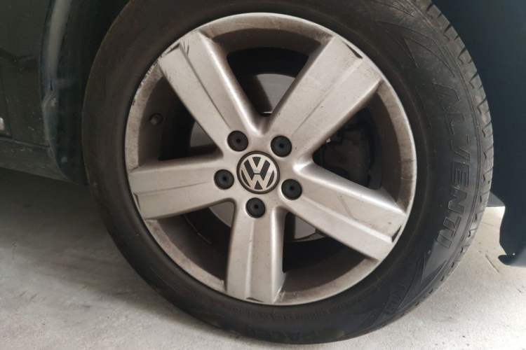 Used Volkswagen Touran 2015 1.4T DSG Comfort Edition 5 Seats Exterior 1