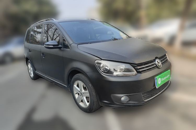 Used Volkswagen Touran 2015 1.4T DSG Comfort Edition 5 Seats Exterior 2