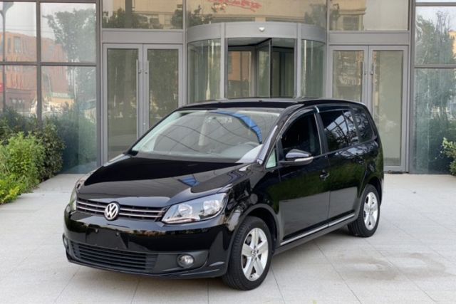 Volkswagen Touran 2015 1.4T Manual Fashion Edition 5-Seater usado