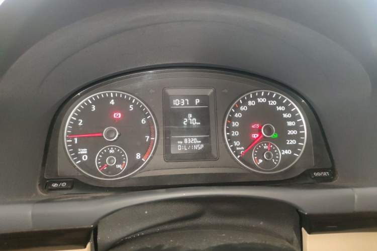 Used Volkswagen Touran 2015 1.4T DSG Comfort Edition 5 Seats Instrument Cluster