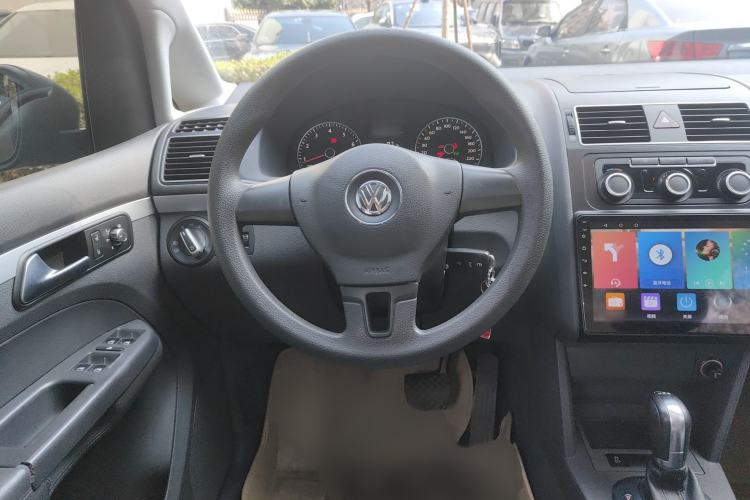 Used Volkswagen Touran 2015 1.4T DSG Comfort Edition 5 Seats Steering Wheel