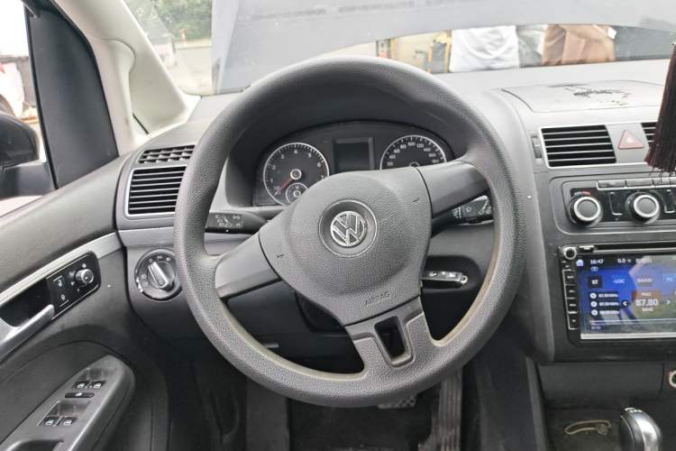 Used Volkswagen Touran 2015 1.4T DSG Comfort Edition 5 Seats Steering Wheel