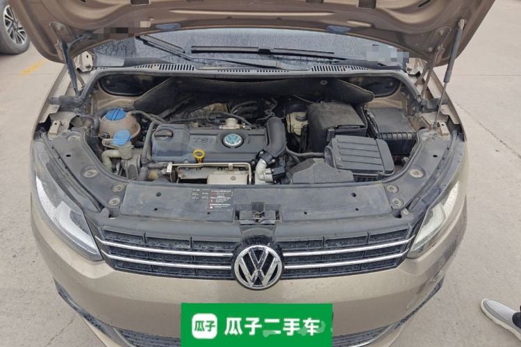 Used Volkswagen Touran 2015 1.4T DSG Comfort Edition 5 Seats Engine Bay