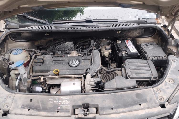 Used Volkswagen Touran 2015 1.4T DSG Comfort Edition 5 Seats Engine Bay