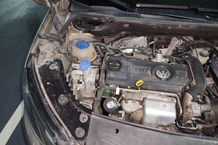 Used Volkswagen Touran 2015 1.4T DSG Flagship Edition 5-seater Engine Bay Right