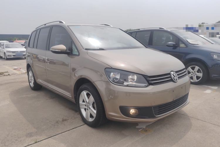 Used Volkswagen Touran 2015 1.4T DSG Comfort Edition 5 Seats Exterior 1