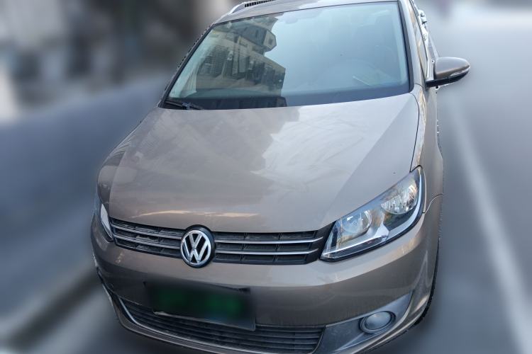 Used Volkswagen Touran 2015 1.4T Manual Comfort Edition 5-Seater Exterior 1