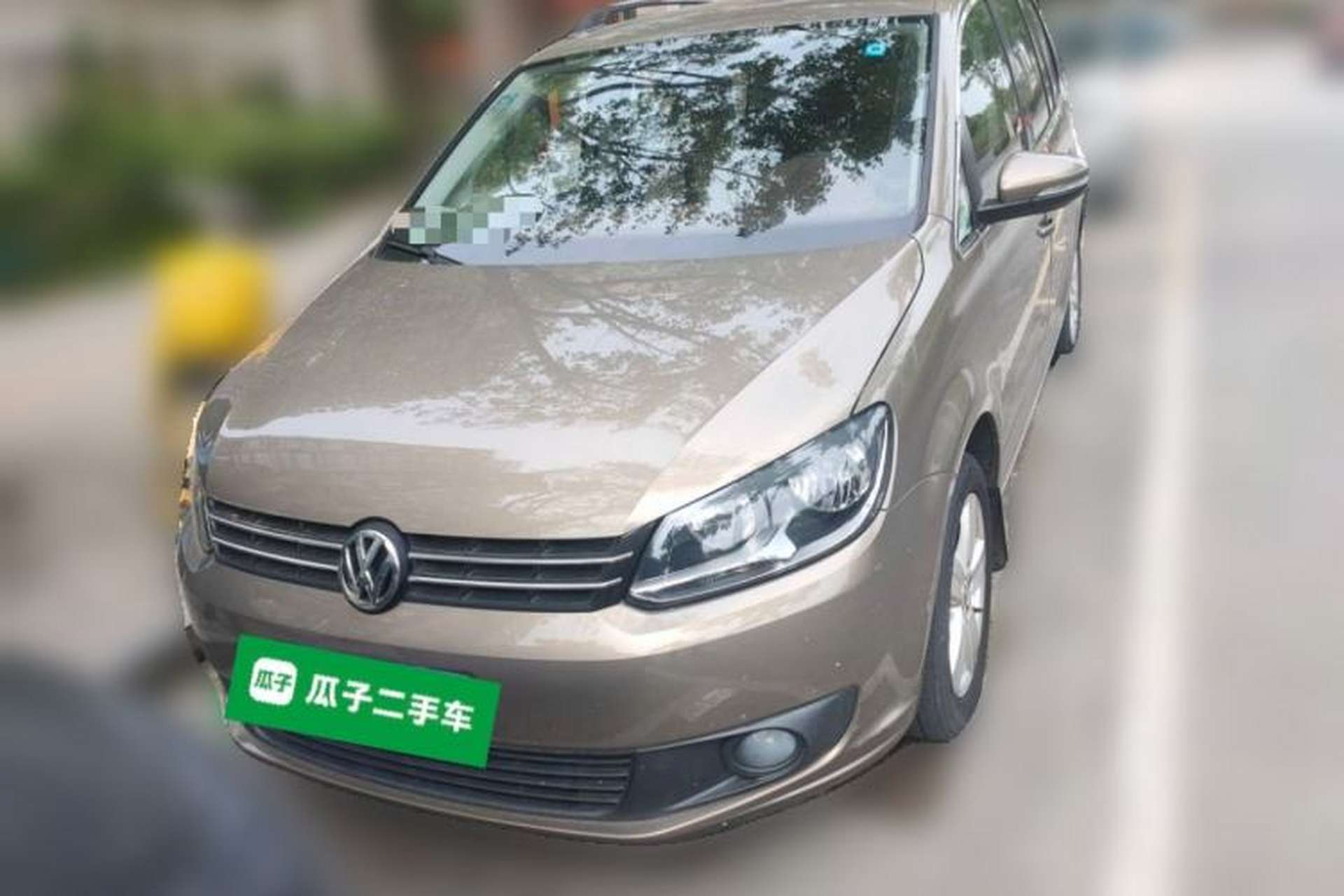 Used Volkswagen Touran 2015 1.4T Manual Fashion Edition 5-Seater Exterior 1
