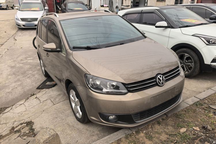 Used Volkswagen Touran 2015 1.4T DSG Comfort Edition 5 Seats Exterior 1