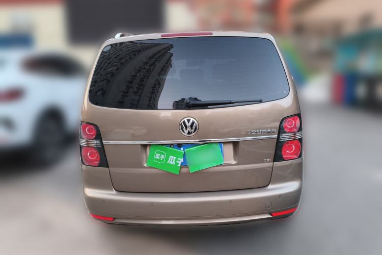 Used Volkswagen Touran 2015 1.4T DSG Luxury Edition 5-Seater Exterior 4