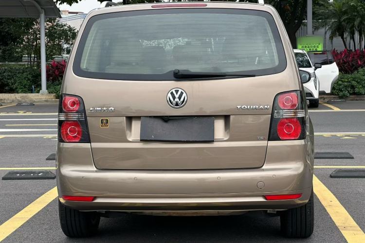 Used Volkswagen Touran 2015 1.4T DSG Comfort Edition 5 Seats Exterior 6