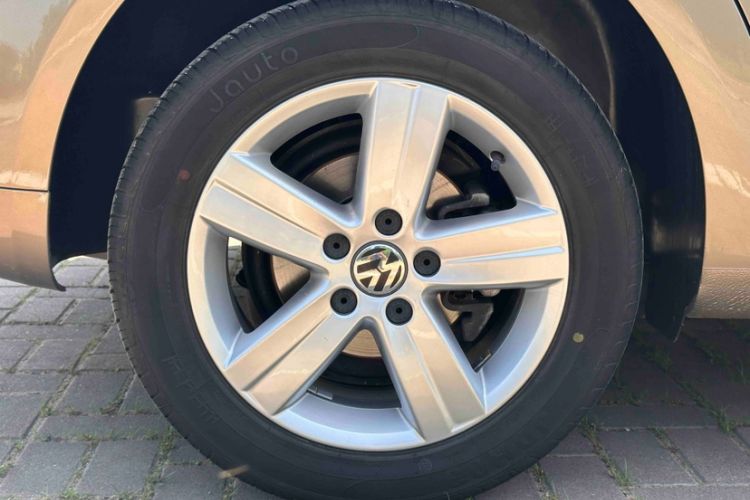 Used Volkswagen Touran 2015 1.4T DSG Comfort Edition 5 Seats Exterior 7