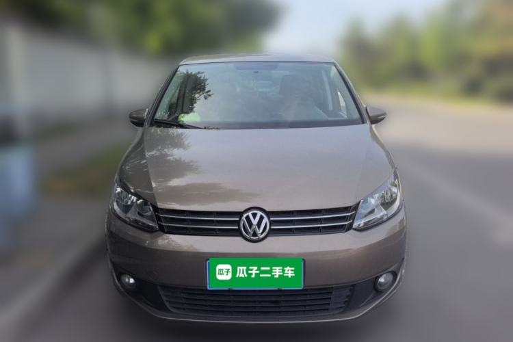 Used Volkswagen Touran 2015 1.4T Manual Fashion Edition 5-Seater Front