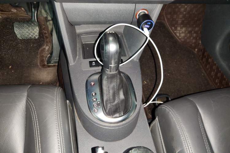 Used Volkswagen Touran 2015 1.4T DSG Flagship Edition 5-seater Gear Lever